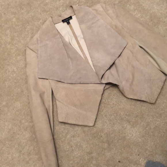 bebe Jackets & Blazers - Bebe nude Women’s Medium polyester jacket